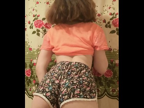 ❤️ Sexi mladá kočka si vyzlieka šortky pred kamerou ❤ Kvalitný sex na nás ❌️
