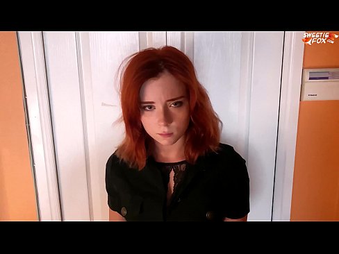 ❤️ Ochranka potrestala peknú ženu za krádež v obchode - sperma v ústach ❤ Kvalitný sex na nás ❌️