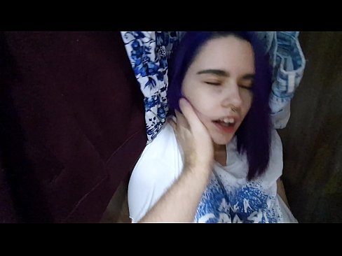 ❤️ Našiel som svoju sestru v skrini a pomohol som jej spraviť sa ❤ Kvalitný sex na nás ❌️